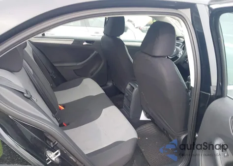 2017 Volkswagen Jetta 1.4T S z USA, uszkodzony, nr VIN 3VW167AJ5HM238192